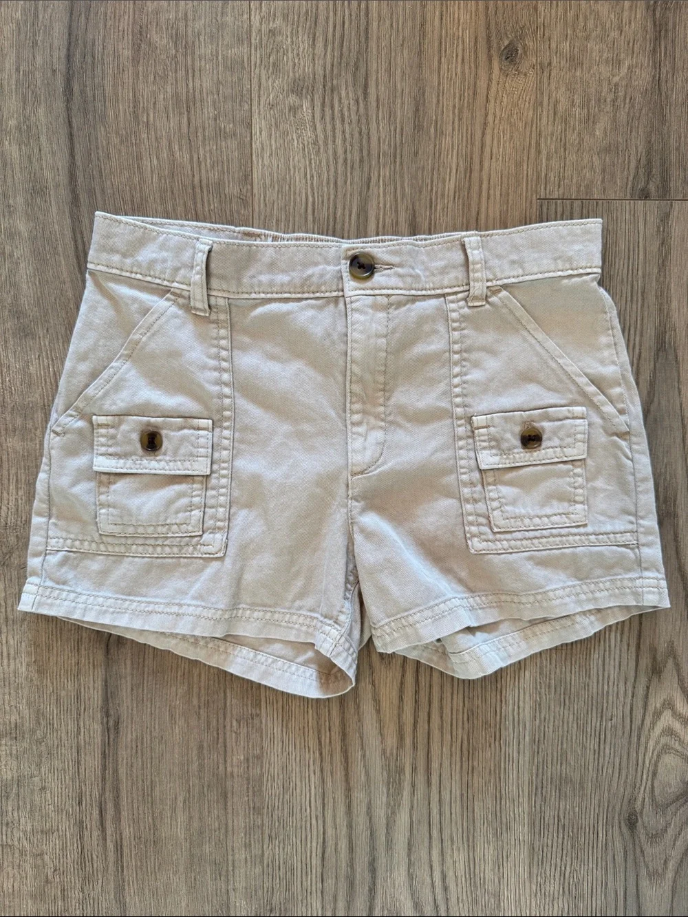 Girls Casual Pocket Shorts - light khaki